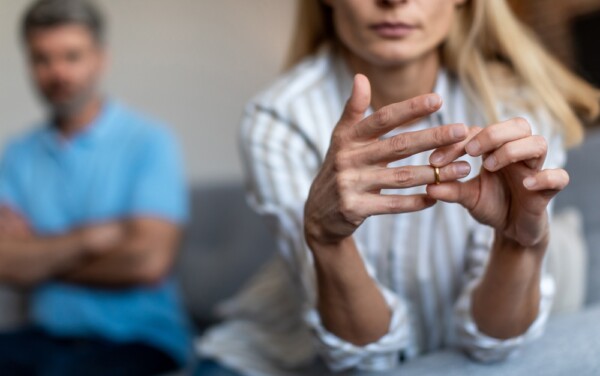 Divorce Mediation vs. Temporary Hearing: What’s the Difference?