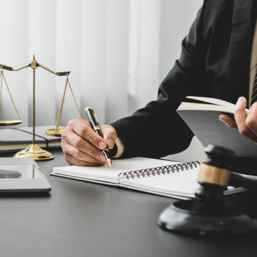 How to Choose an Attorney for a Complex Divorce