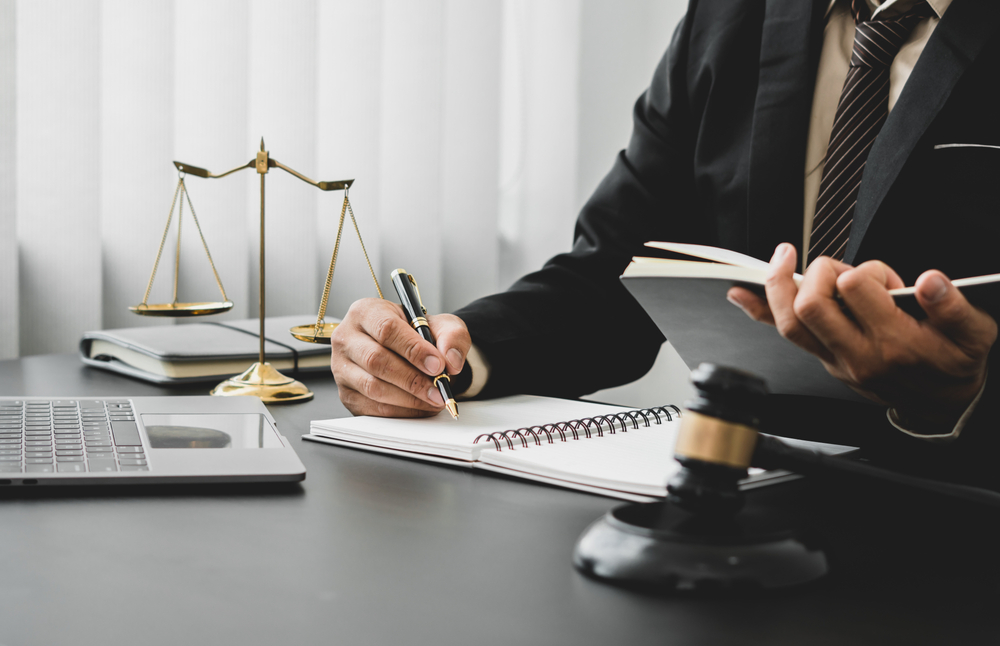 How to Choose an Attorney for a Complex Divorce