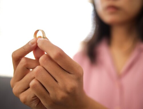 Peaceful & Collaborative Ways to Get Divorce Papers Signed