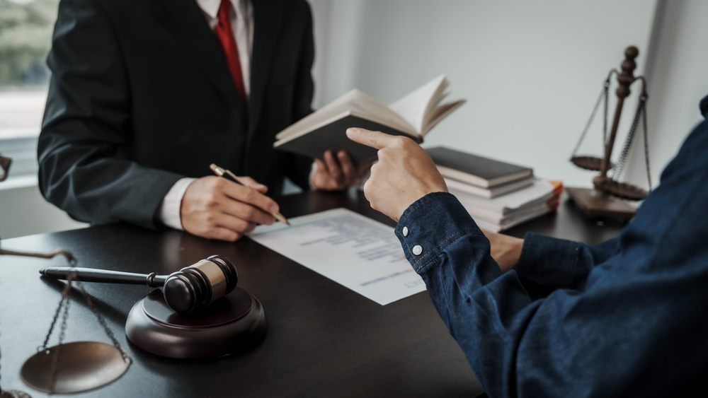 Vanderzon v. Vanderzon, 2017 UT App 150, A.K.A., Divorce Cost