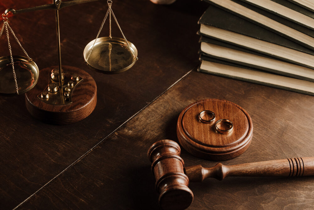 What Is a Covenant Marriage vs. Regular Marriage in Arizona?