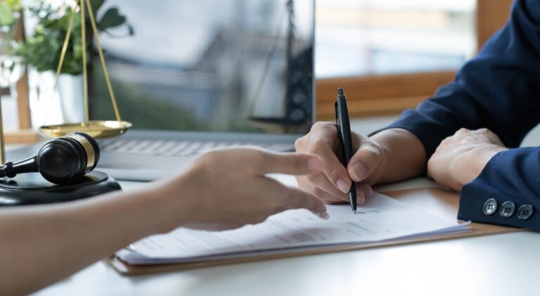 What is the Difference Between a Divorce and an Annulment?